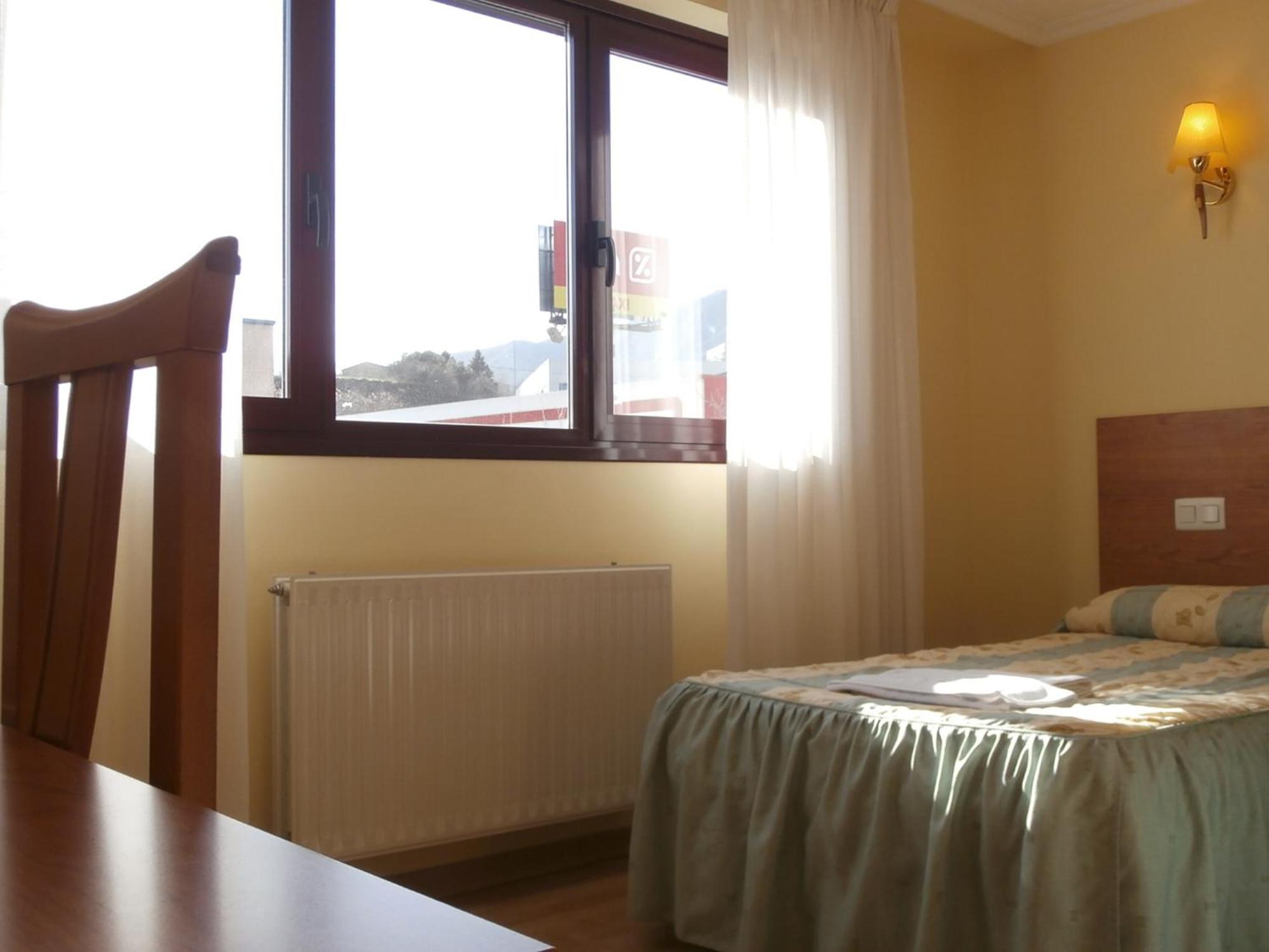 Hostal El Volante Эстелла Экстерьер фото