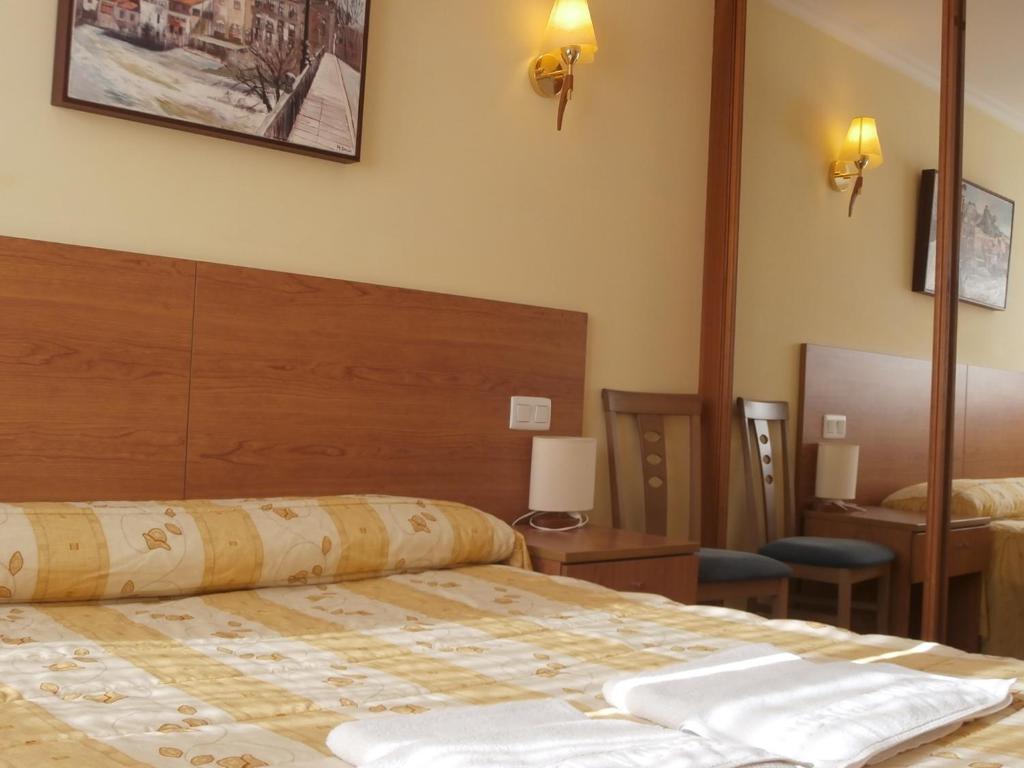Hostal El Volante Эстелла Экстерьер фото