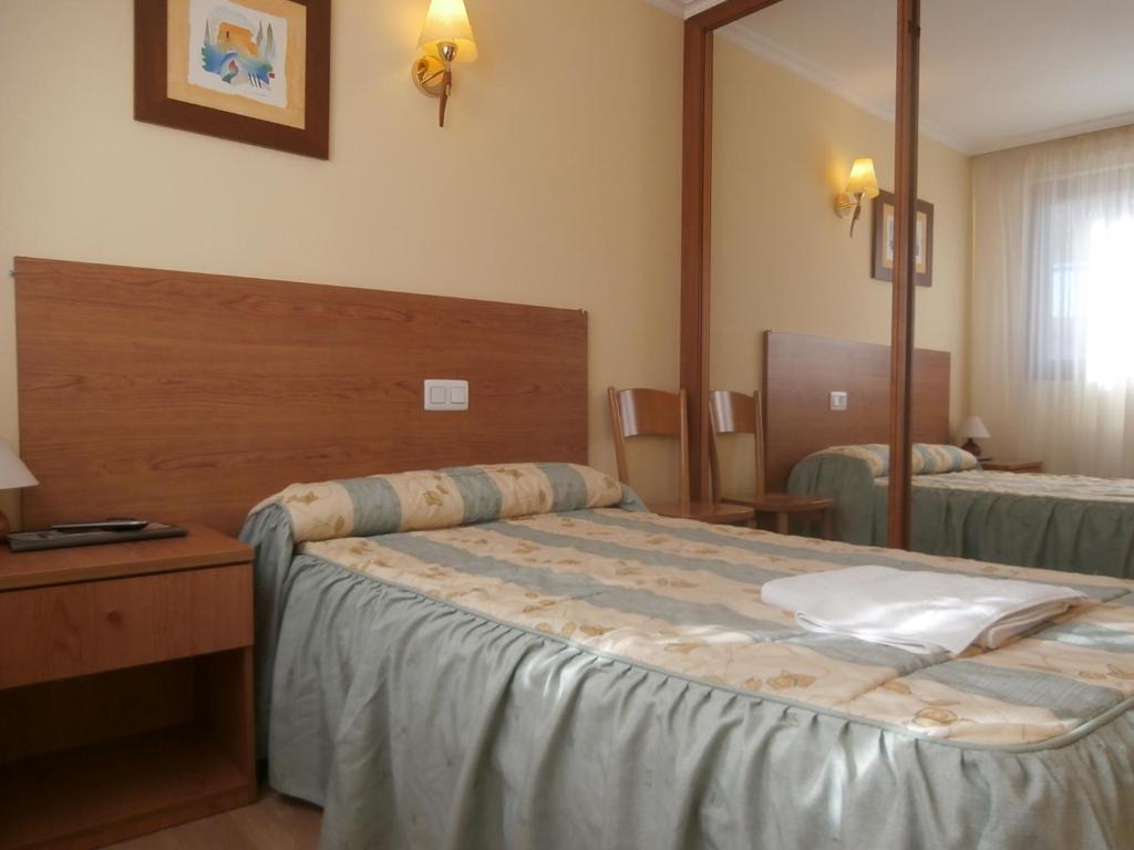 Hostal El Volante Эстелла Экстерьер фото
